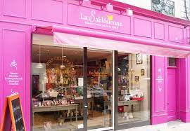 Façade de la boutique la Sablésienne